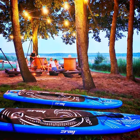 Parque de vacaciones Nad Jeziorem Lubie, Plaza, Jacuzzi, Sauna, Namiot Eventowy- Caloroczne - Lubie Dominikana *