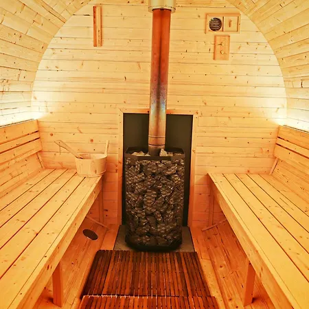 פארק נופש Nad Jeziorem Lubie, Plaza, Jacuzzi, Sauna, Namiot Eventowy- Caloroczne - Lubie Dominikana