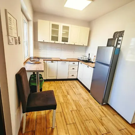 Nad Jeziorem Lubie, Plaza, Jacuzzi, Sauna, Namiot Eventowy- Caloroczne - Lubie Dominikana Parque de vacaciones *