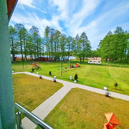 Parque de vacaciones Nad Jeziorem Lubie, Plaza, Jacuzzi, Sauna, Namiot Eventowy- Caloroczne - Lubie Dominikana
