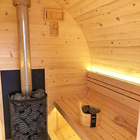 Nad Jeziorem Lubie, Plaza, Jacuzzi, Sauna, Namiot Eventowy- Caloroczne - Lubie Dominikana Parque de vacaciones *